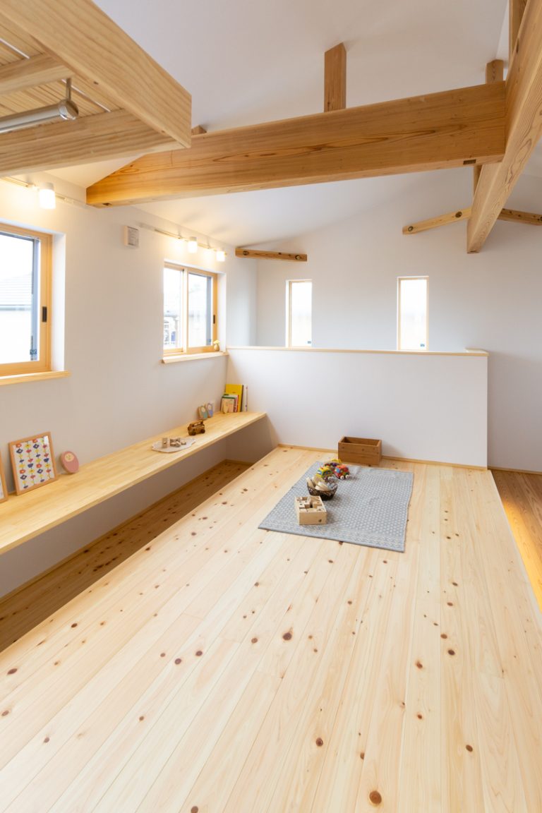 オープンスペースの子供部屋に、1階なのに高天井リビング。このお家の良さは実際見ないと伝わらへん!構造&完成同時見学会が10/7(土)8(日)に ...