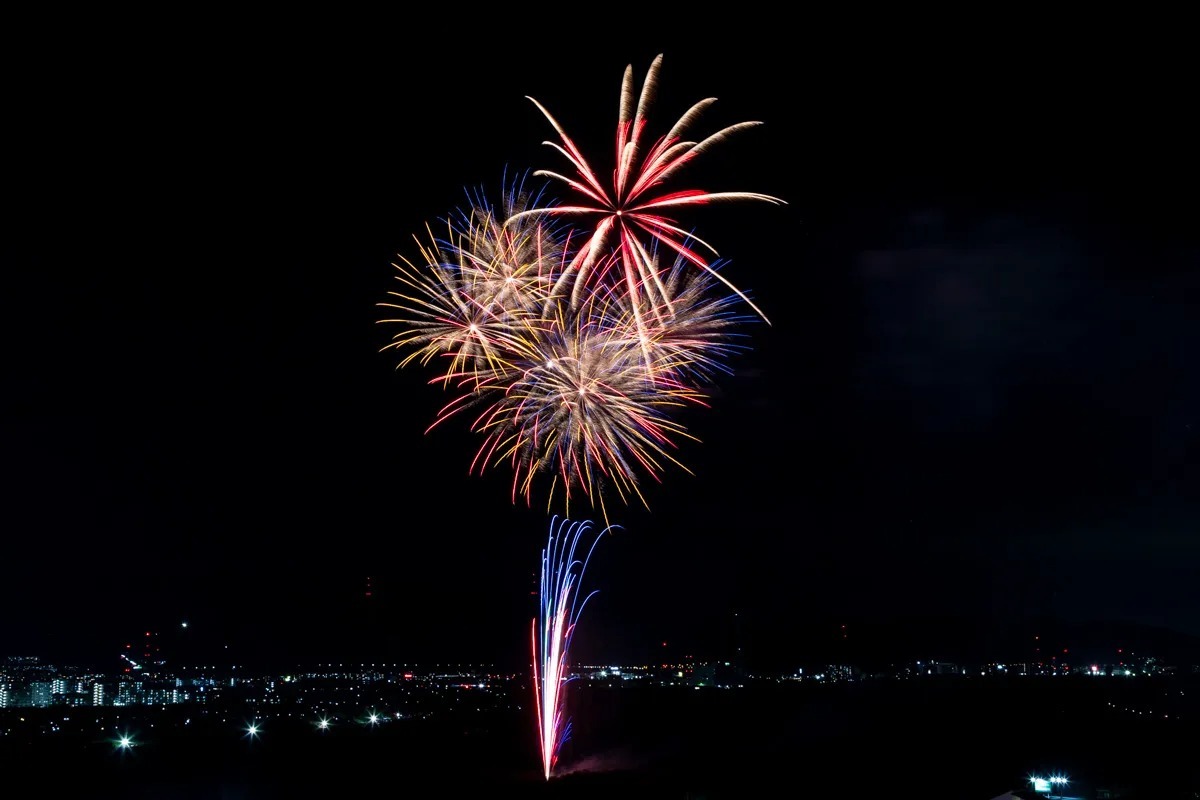 42b8badaaa22145462861605111519