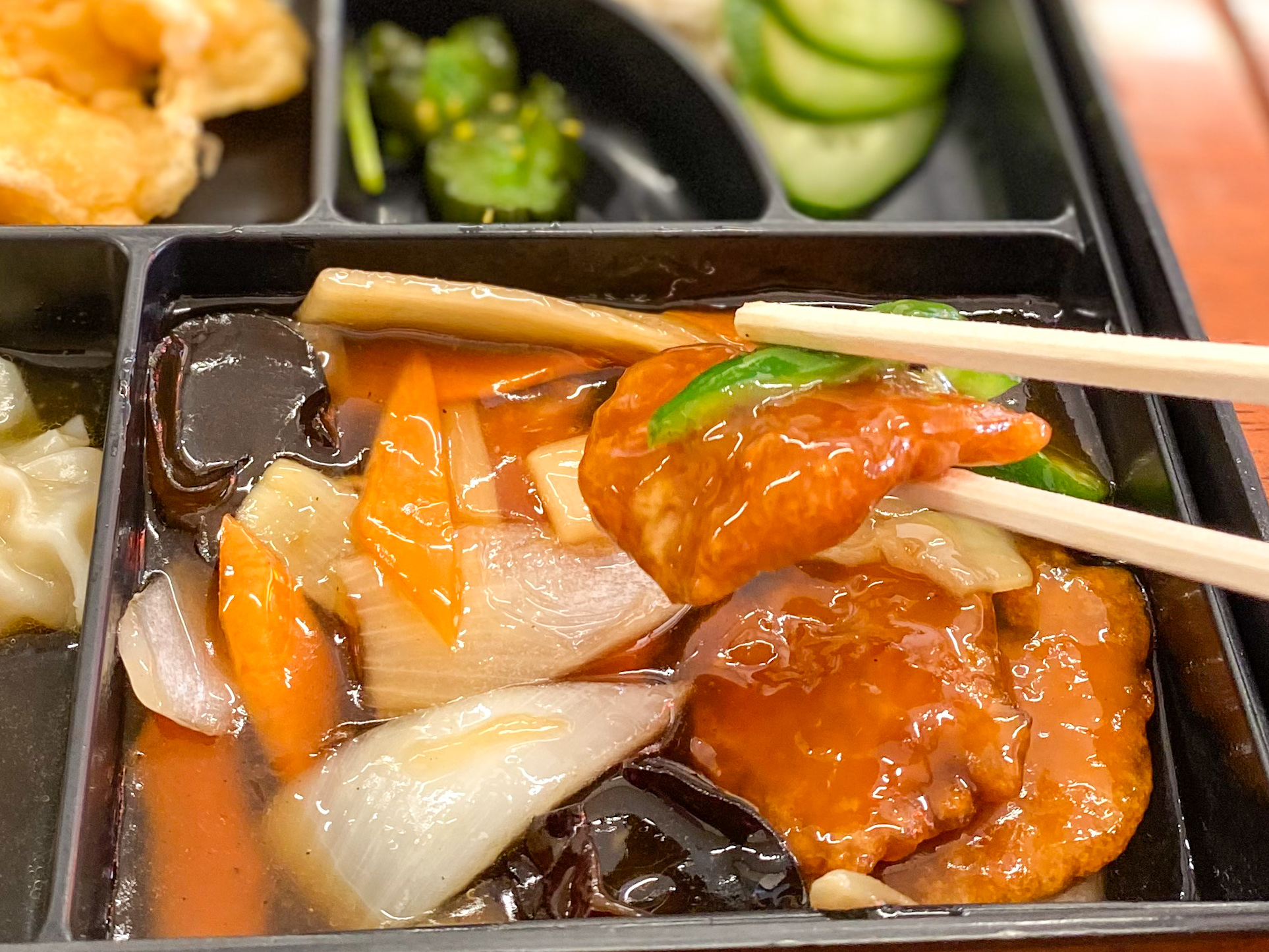 シノチカ (枚方つーしん の投稿者)