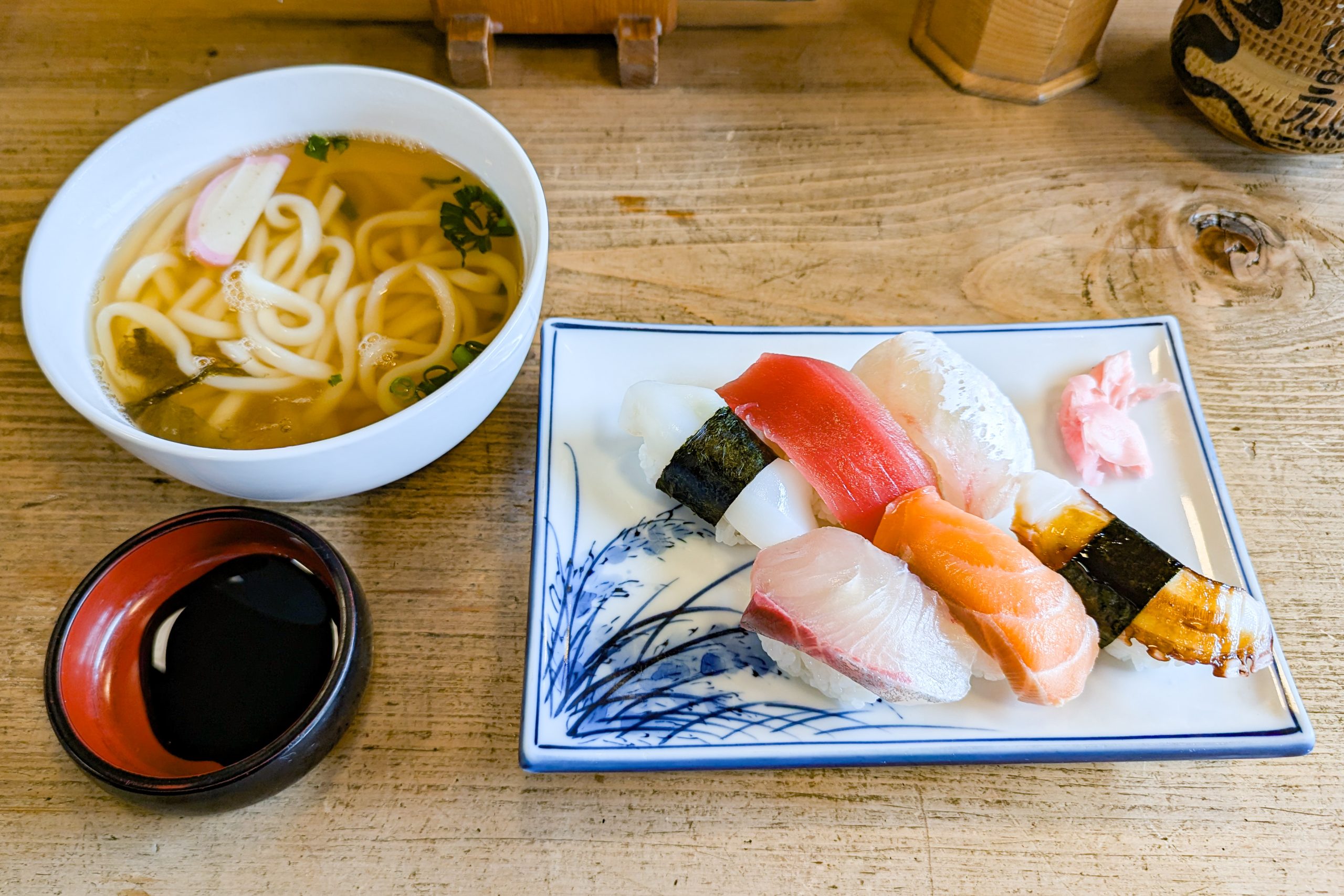 丸助すし」のランチ『にぎりセット』（交野市私部）【ひらつーグルメ