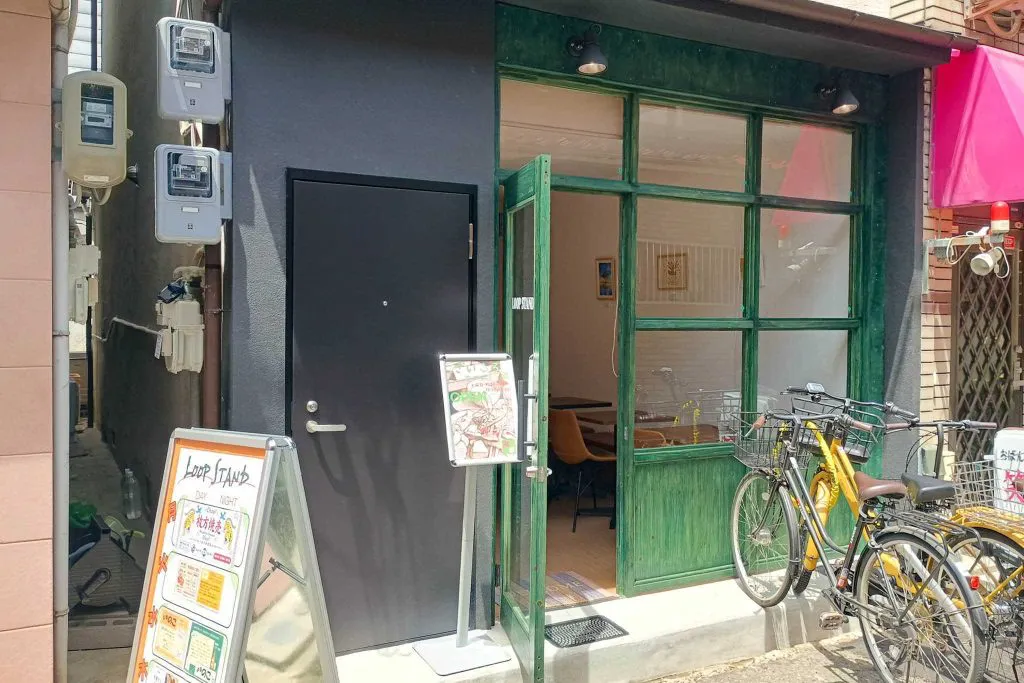 寝屋川市香里新町　LOOP STAND　さいころ Saicoro
