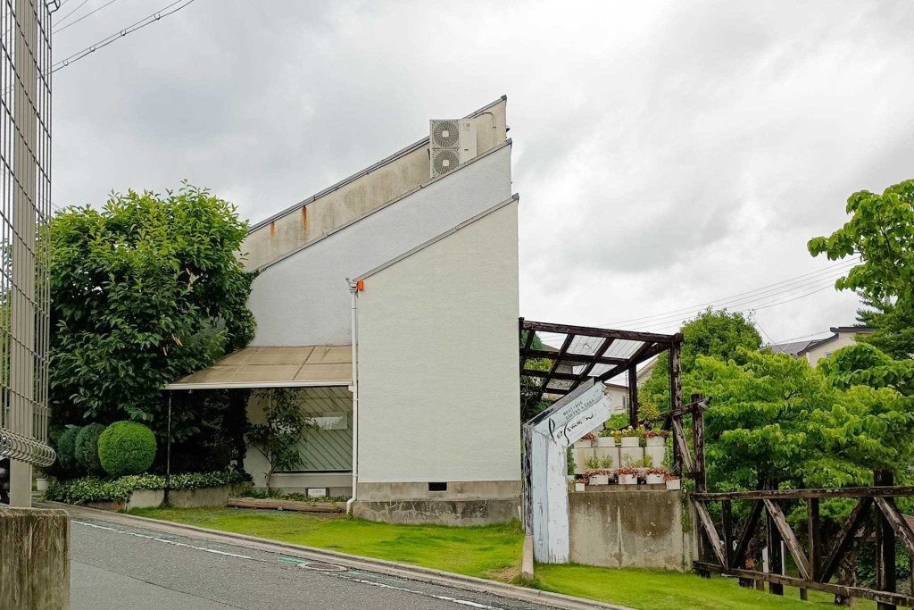 寝屋川市成田町　パシモン