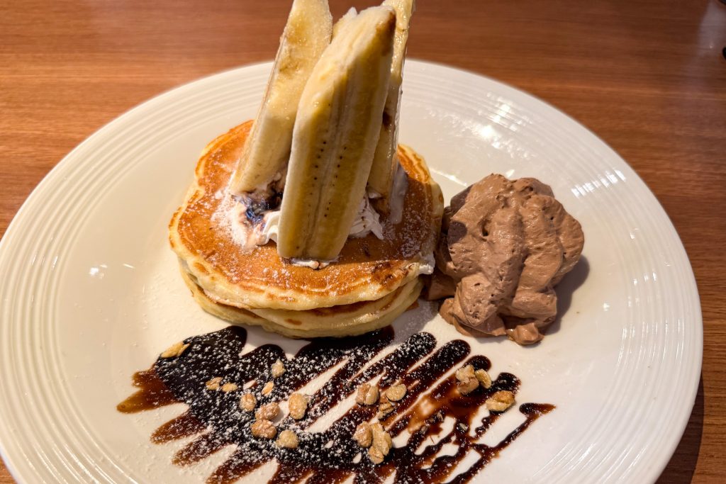蜜家珈琲店　ホットケーキ　枚方市駅