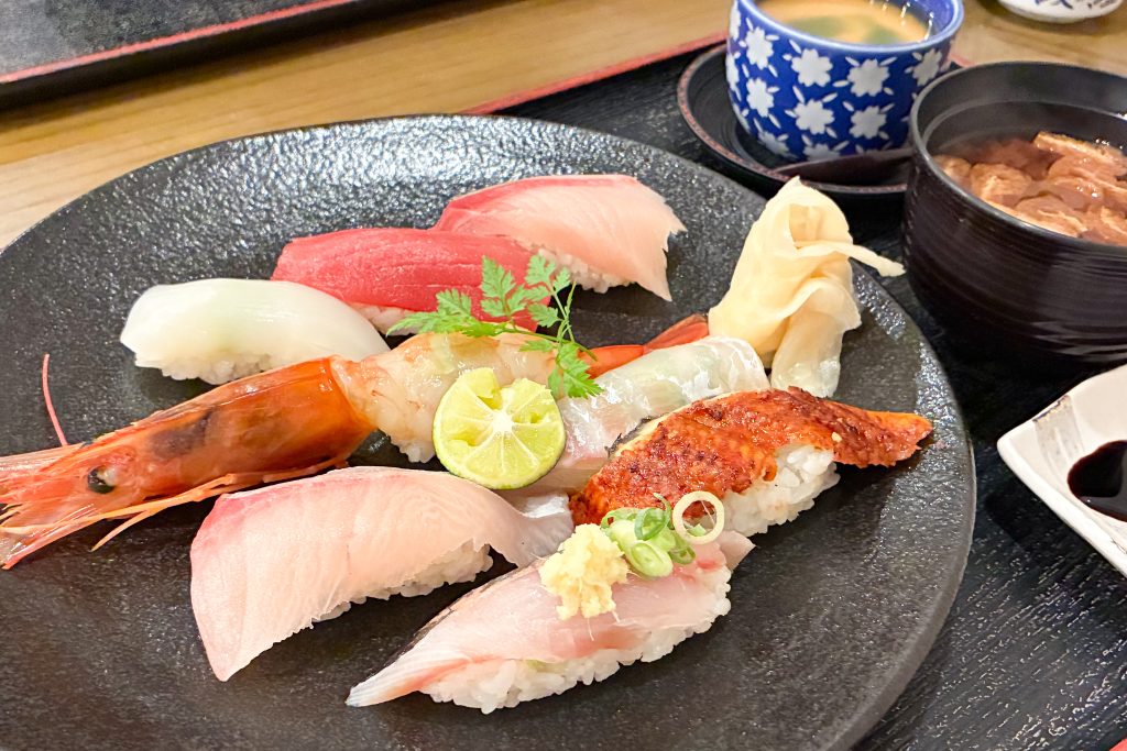 枚方市宮之阪　うえだ　上握り寿司