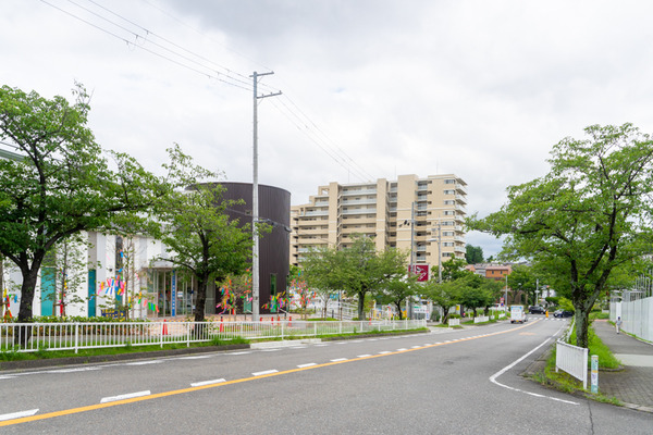 香里ケ丘図書館-2007173