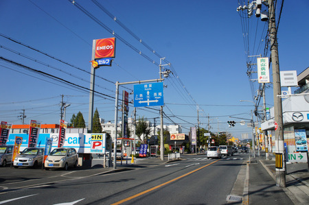 121025ENEOS西招提町01