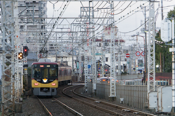 京阪電車-16011801