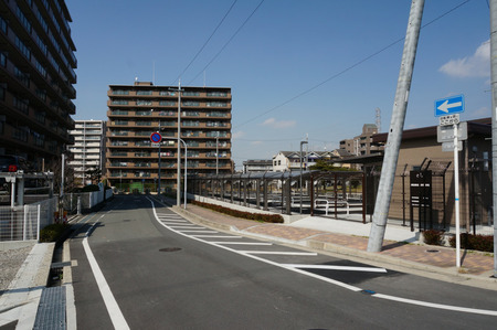 津田東自転車駐輪場130319-06