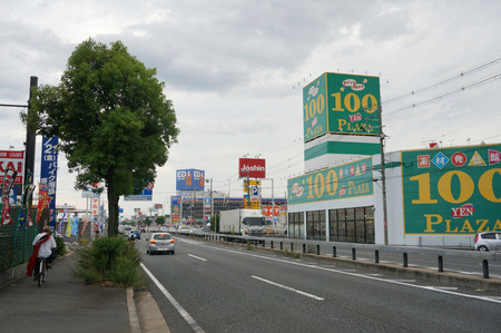 ダイソー＆アオヤマ枚方店130914-12