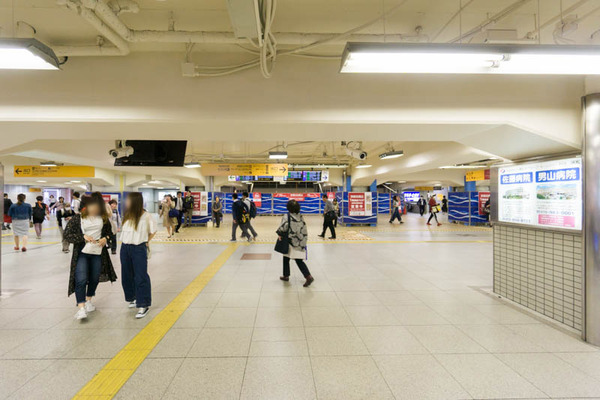 枚方市駅2-1804232