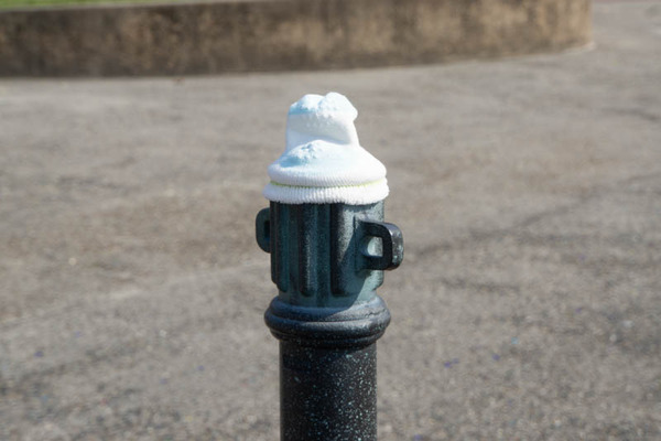 靴下をはいたポール-2004091