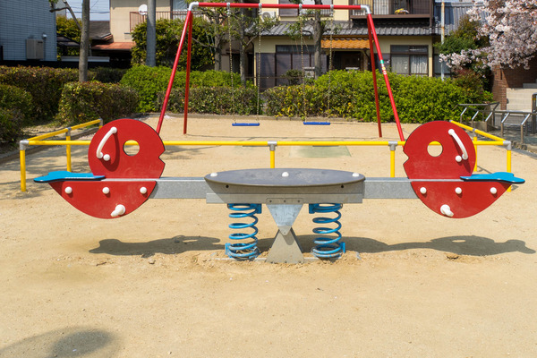 シーソー-2004081