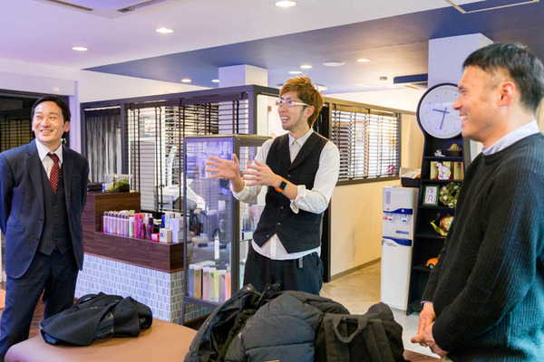 ベースキャンプ-18021954