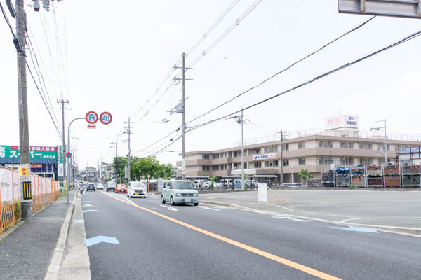 ドコモショップ-1806091