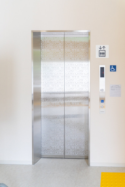 香里ケ丘図書館-20071735