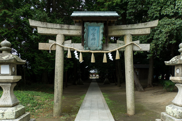 二ノ宮神社-15122503