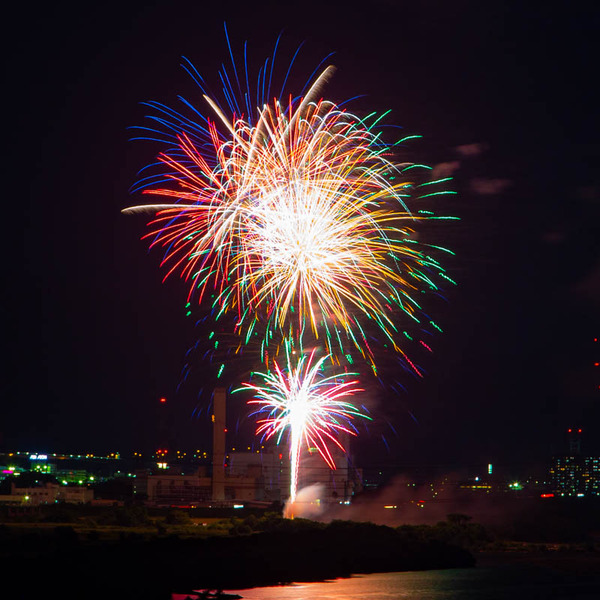 hanabi-2008305