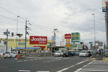 ダイソー＆アオヤマ枚方店130914-01