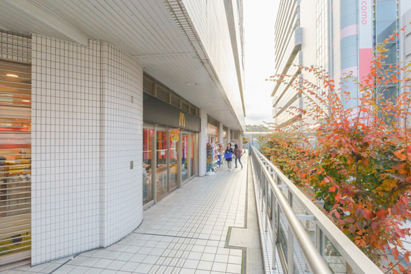 大阪・枚方市のコワーキングスペース ビィーゴまでの行き方　マクドナルド ビオルネ枚方店