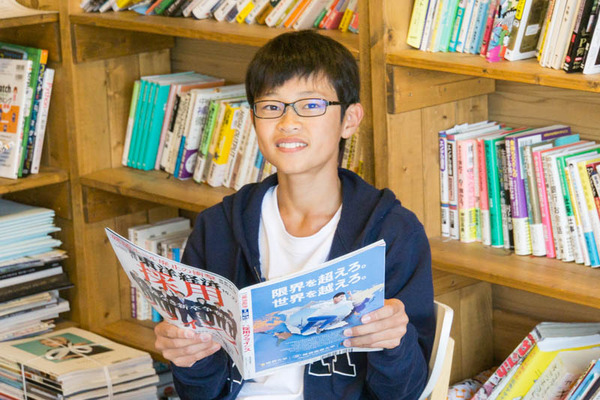 ホーリー-1811081