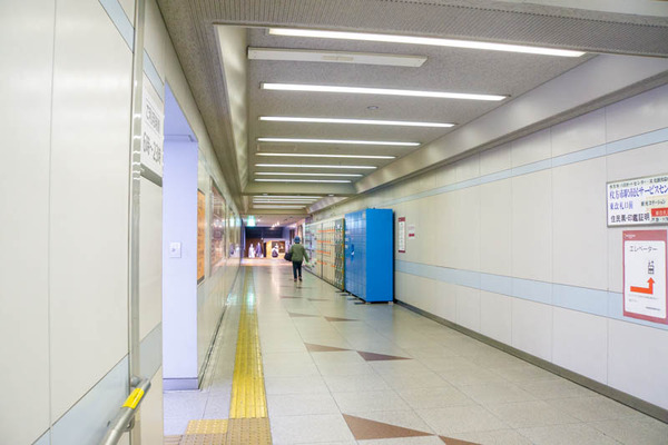 アマゾンロッカー-2004271