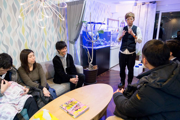 ベースキャンプ-1802191