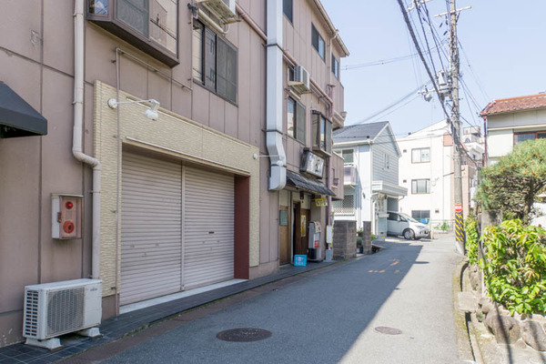 プラット-1804205