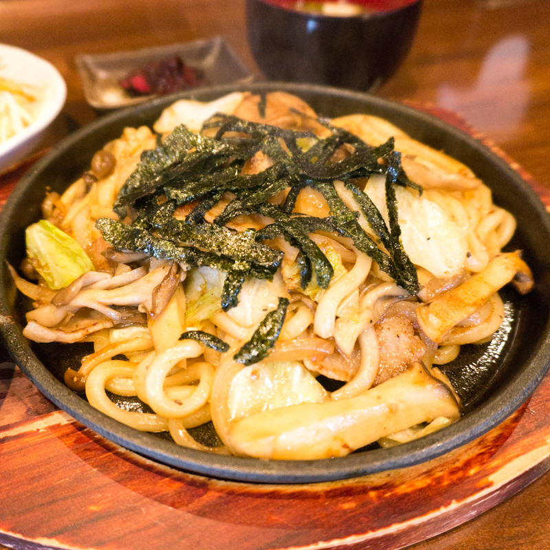 「五右ヱ門」の『キノコ焼うどん定食』【ひらつーグルメ】 枚方つーしん
