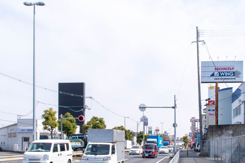 1号線ぞい宮之阪に Mini の販売店ができてる 枚方つーしん