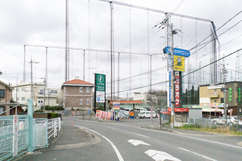 家具団地の近くに「カラオケバンバン」ができるみたい。ラハートのところ。2月中旬オープン予定 枚方つーしん