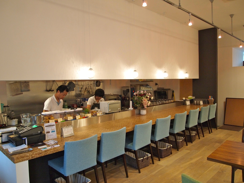 自転車loveな人々による 内装もお値段も自転車づくしのおしゃれカフェ Velo Cafe ヴェロ カフェ Conoba コノバ お店紹介 枚方つーしん