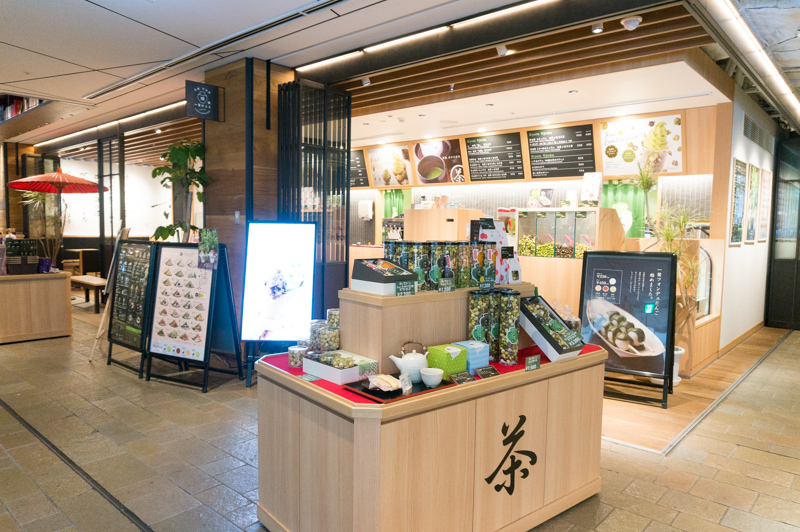 「錦一葉かふぇ 枚方TSITE店」の『生麩そば』と『ミルクレープ（抹茶）』【ひらつーグルメ】 枚方つーしん